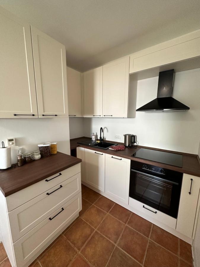 Granny'S Vintage Chic Apartman Maribor Kültér fotó